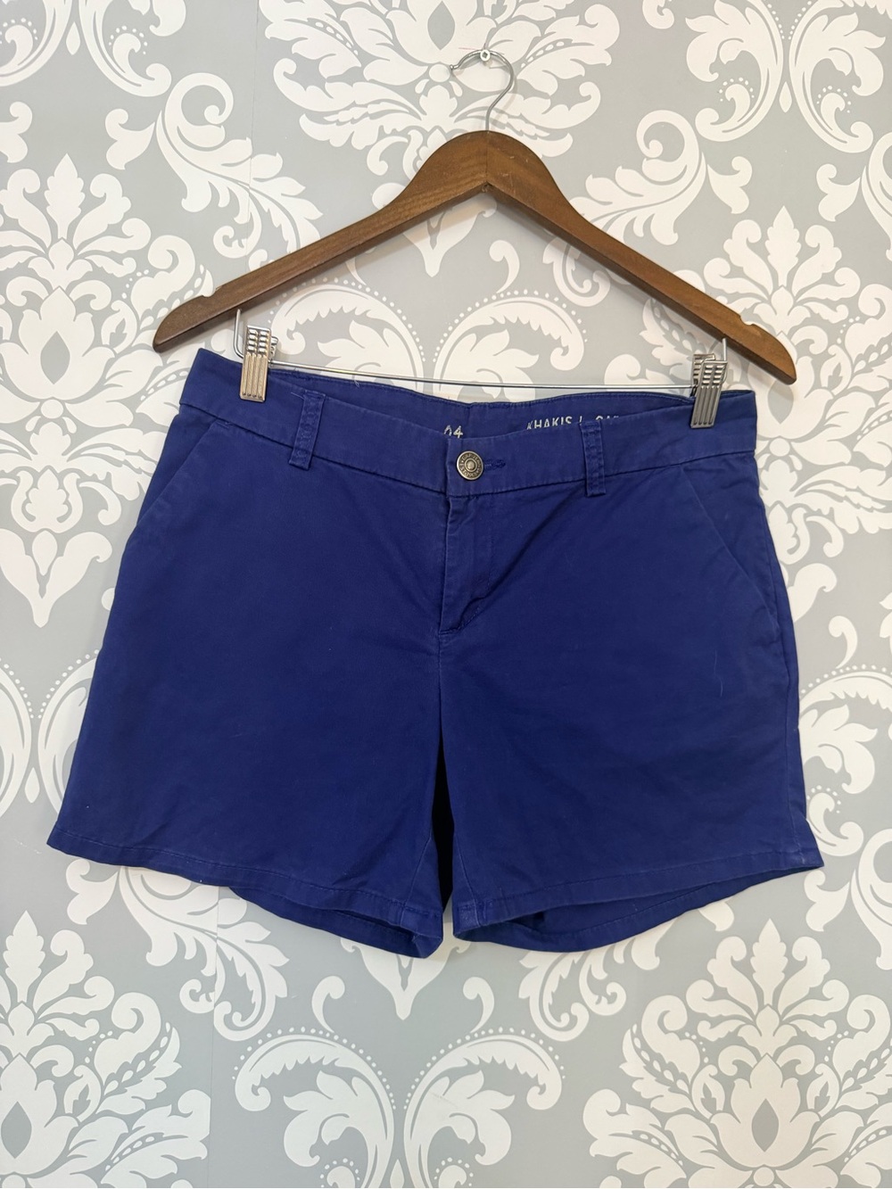 💫4/$25 • Gap Navy Blue Khaki Shorts